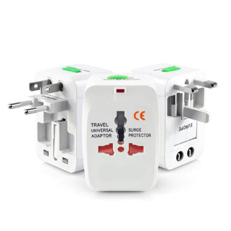 Adaptador de Tomada Universal para Viagem com Proteção Contra Surto Elétrico